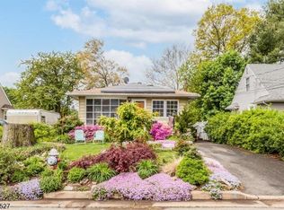 140 Baker Ave, South Plainfield, NJ 07080