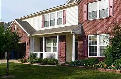 3rd image of 15992 Symphony Blvd