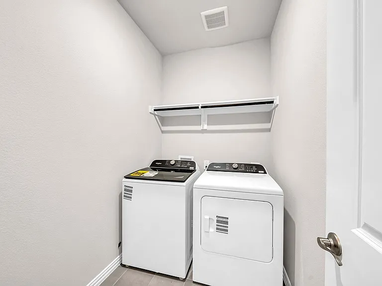 417 Martell Rd — Photo 16