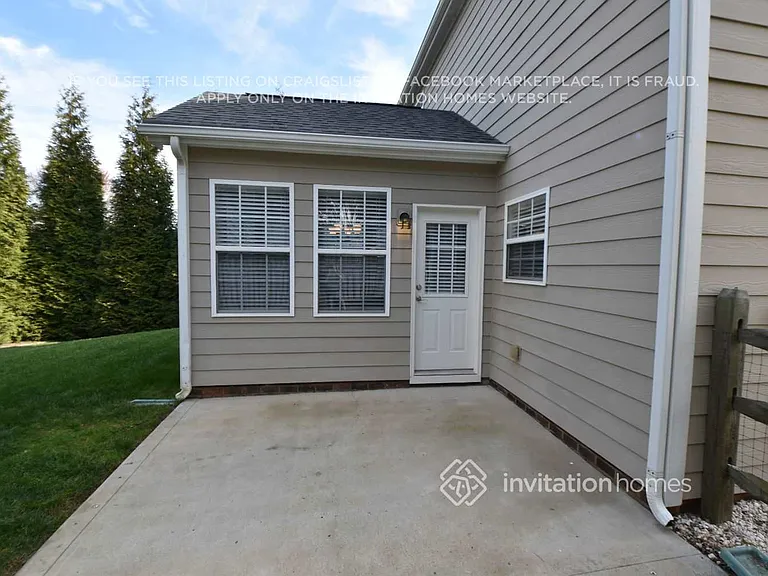 128 Cloister Ln — Photo 12