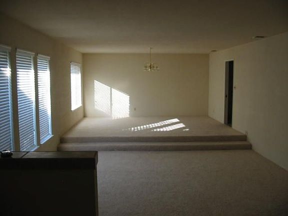 Living room dining room