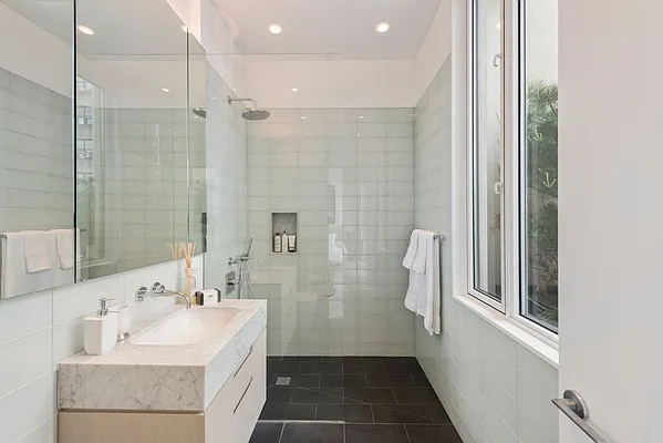 Sold by Nest Seekers International | media 10