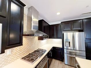 100 Yellow Pne, Irvine, CA 92618