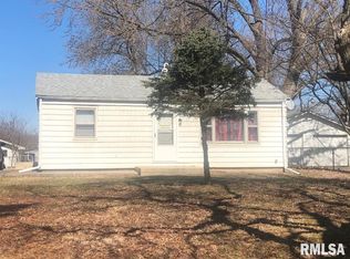 2329 Richards Ln, Springfield, IL 62702