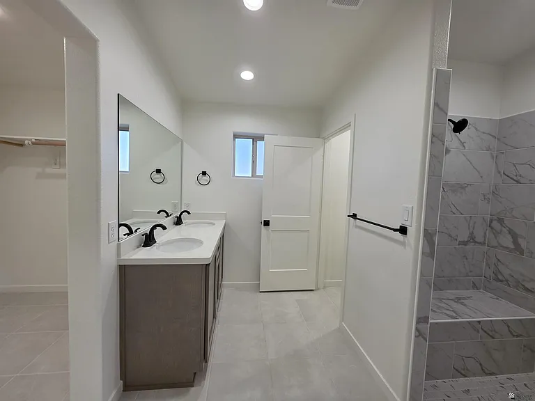 9927 E 36th Pl — Photo 8