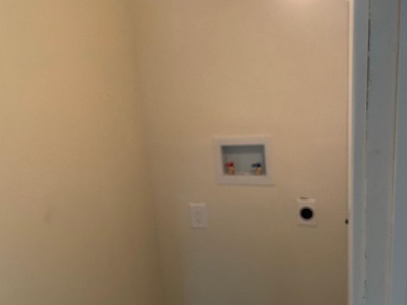 5th image of 1118 Kinneys Ln #B