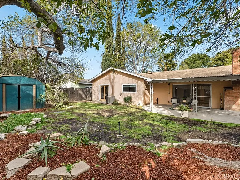 21830 Eccles St — Photo 16