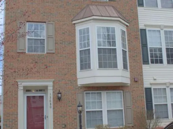 13680 Saint Johns Wood Pl, Herndon, VA 20171