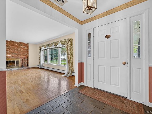 3rd image of 16 Ridgeview Terrace