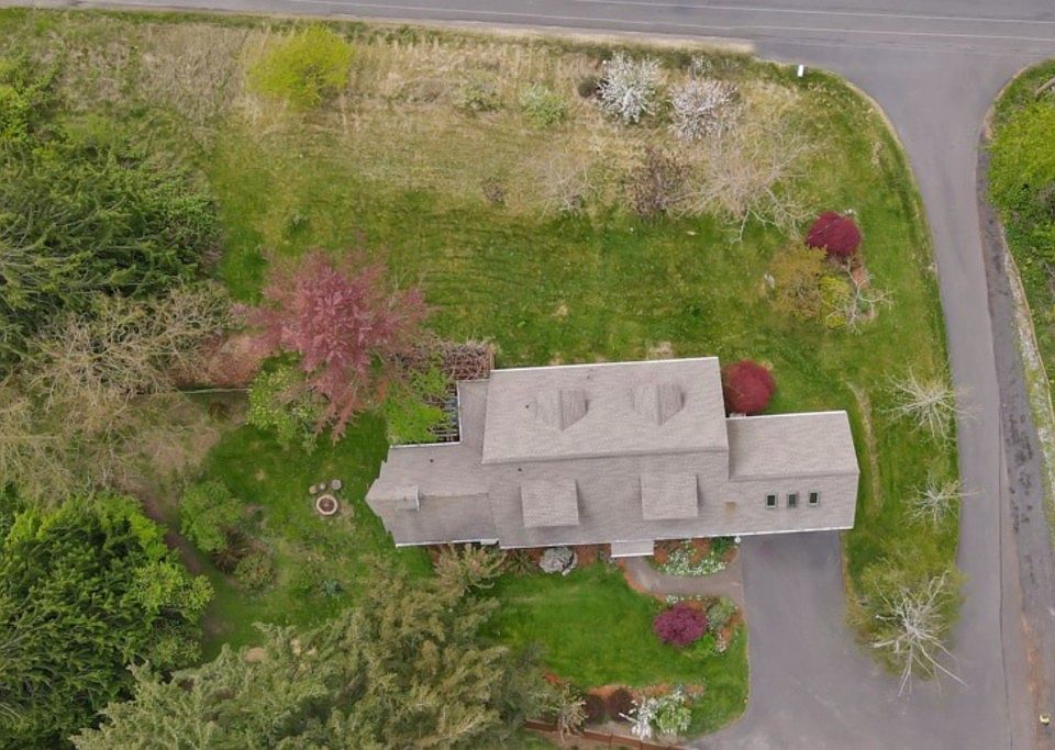 1st image of 8703 72nd Ave E