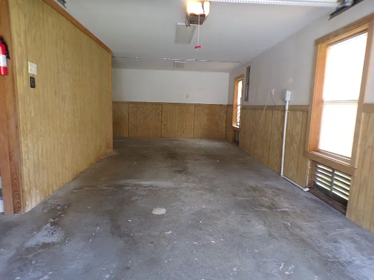 10 Cobblestone Ct — Photo 3