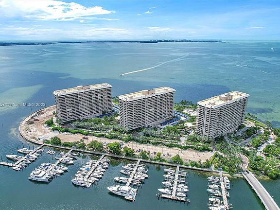 3rd image of 3 Grove Isle Dr #C801-c802