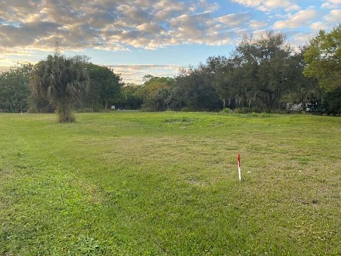 2nd image of 5057 Edwards Rd