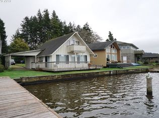 2955 NE Loop Dr, Otis, OR 97368