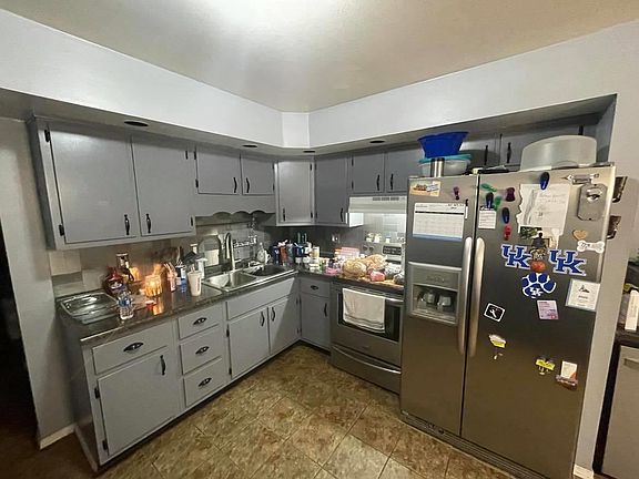 4th image of 4097 Highland Dr
