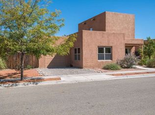 7609 Mesa Del Oro Ln, Santa Fe, NM 87507