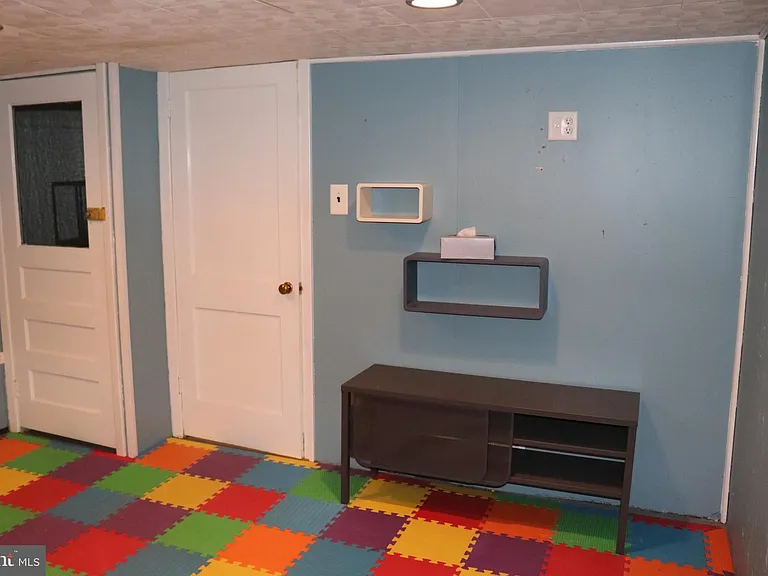 317 W Salaignac St — Photo 19