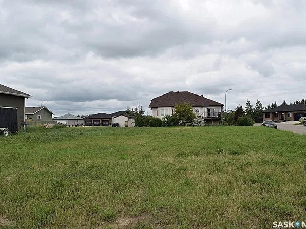 709 5th Street E, Shellbrook, SK S0J 2E0