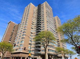 6301 N Sheridan Rd APT 15H, Chicago, IL 60660