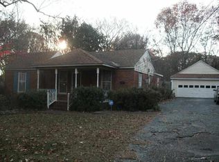 2821 Beverly Hills Rd, Memphis, TN 38128