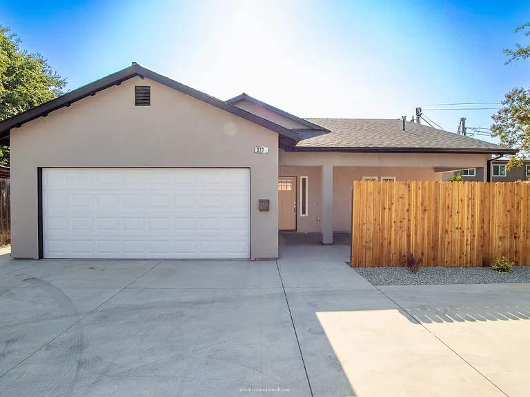 923 S Lee Ave — Photo 1