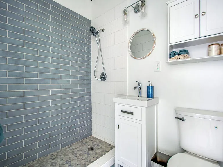 1430 Manhattan Beach Blvd #4 — Photo 17