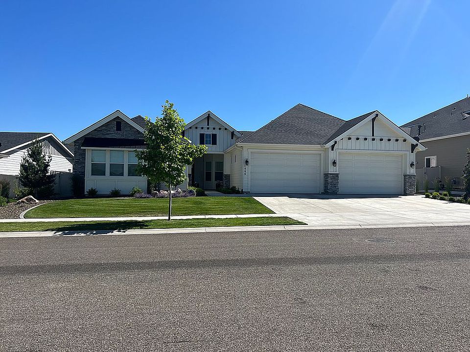 2nd image of 1445 W Karluk River Dr