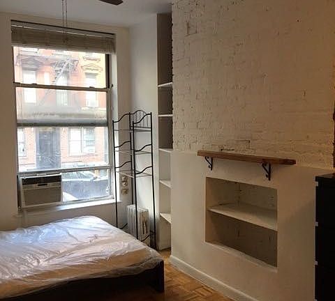 4th image of 336 E 6th St APT 1FW