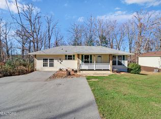 129 Lakeshire Dr, Fairfield Glade, TN 38558