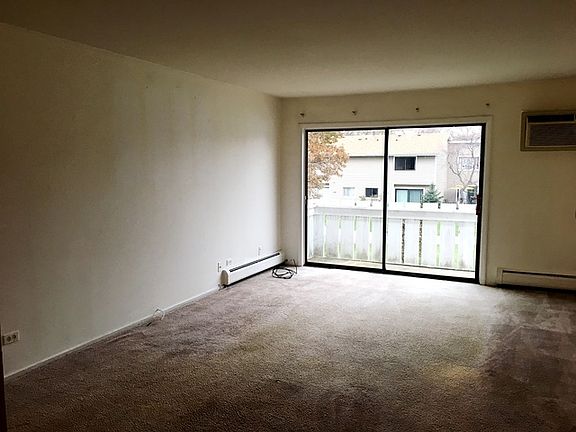 2nd image of 500 Bayside Dr Unit 5