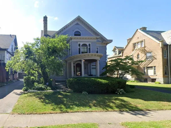 21 Strathallan Park APT 1A, Rochester, NY 14607