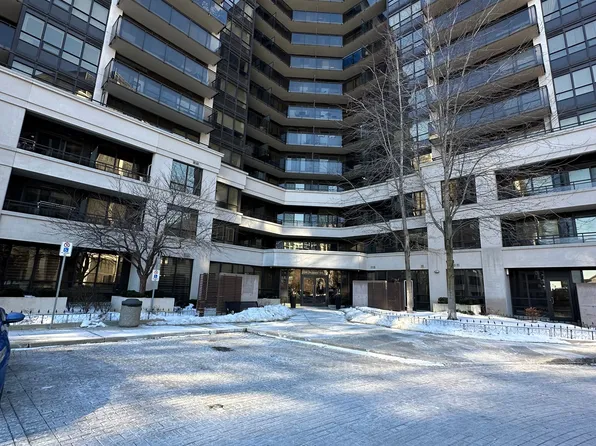 1060 Sheppard Ave W, Toronto, ON