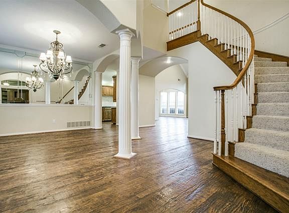 5th image of 150 Lake Trail Dr
