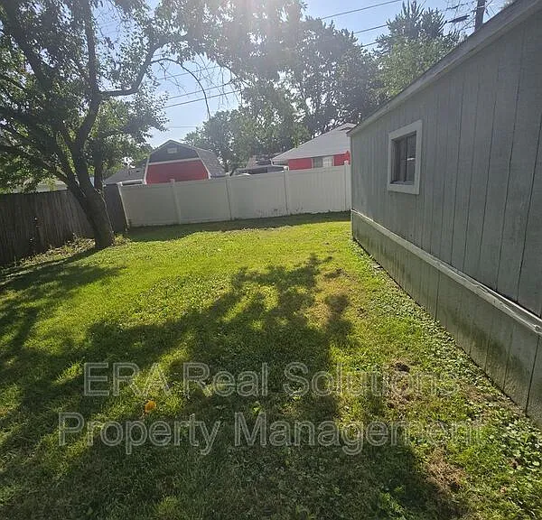 1290 Beechwood Rd — Photo 27