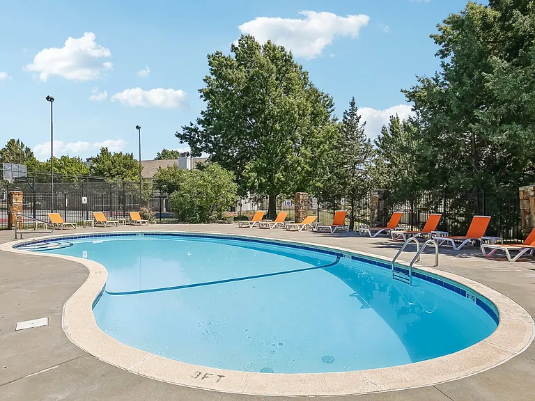 Rosehill Pointe — Photo 47