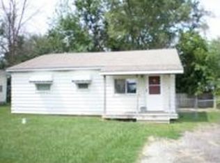 1616 Pound Dr, Flint, MI 48532