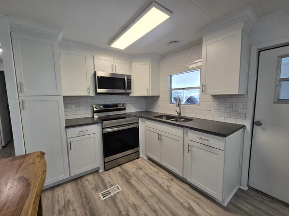 2911 SE 18th Court, Okeechobee, FL 34974