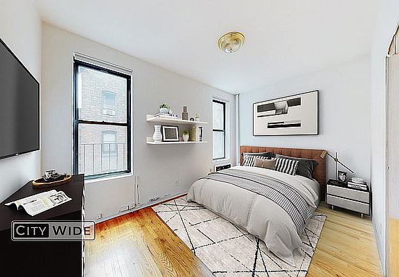 3rd image of 222 E 87th St APT 4C