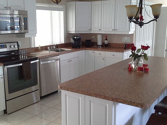 4th image of 5791 SW 31st Ave