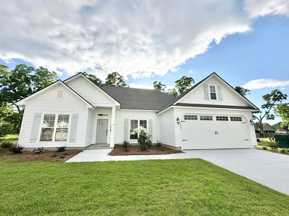 5036 Hatfield Cir, Hahira, GA 31632