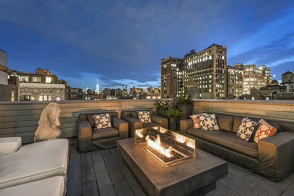 Sold by Nest Seekers International | media 12