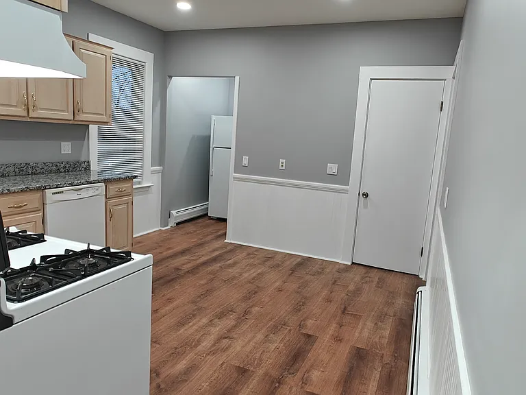 308 Spring Street Ext — Photo 2