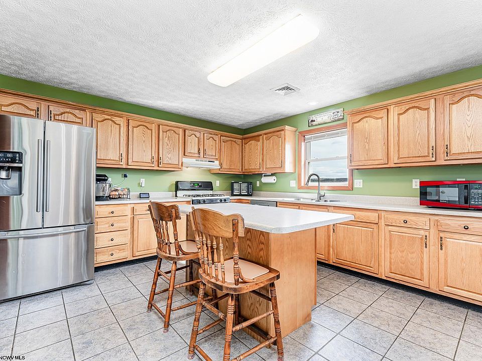 174 W Herring Rd, Masontown, WV 26542 Zillow
