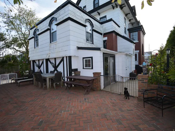 190 Beach 137th Street image 18 of 24