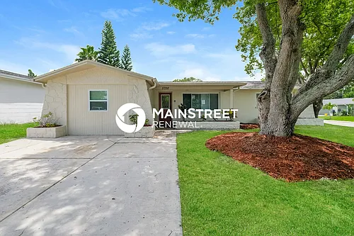 5700 Thrush Dr Photo 1
