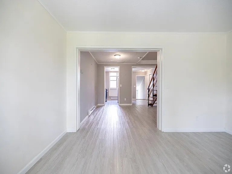 Cortlandt Living — Photo 27