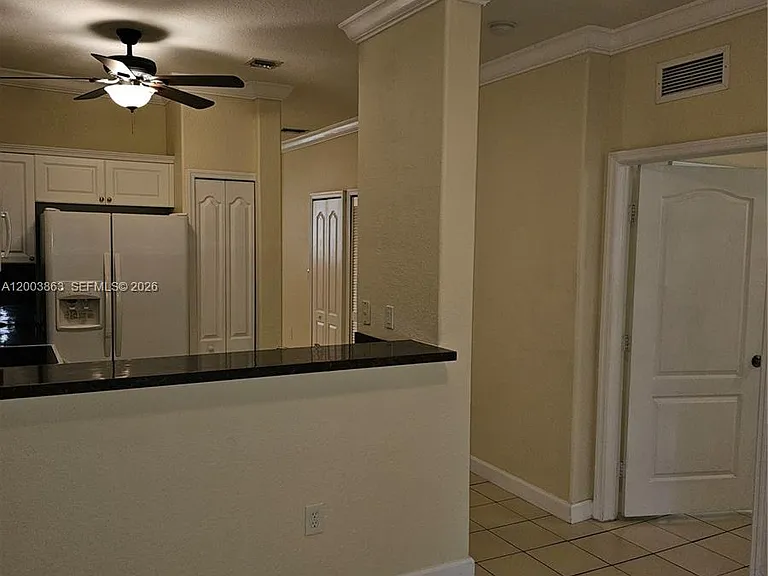 1543 SE 25th St #100 — Photo 8