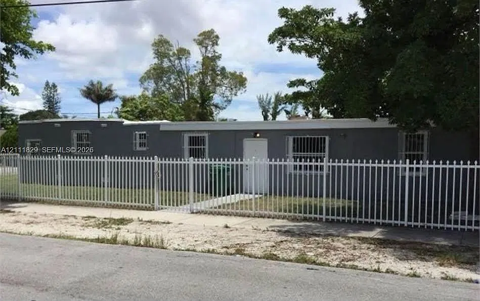 8298 NW 14th Pl