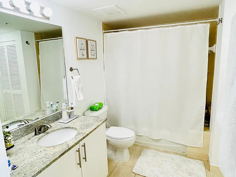 1750 N Bayshore Dr #1706 — Photo 14