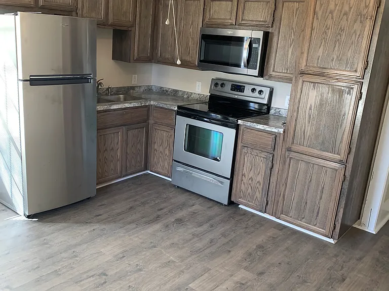 230 W Lee Ave #1 — Photo 1